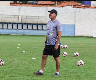 Após derrota na estreia, Tuntum anuncia saída do técnico Vinícius Saldanha
