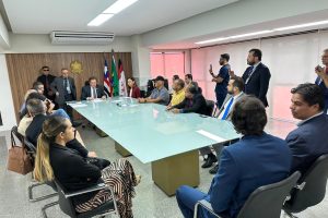 Justiça determina fim de greve e reajustes iguais para rodoviários dos sistemas urbano e semiurbano