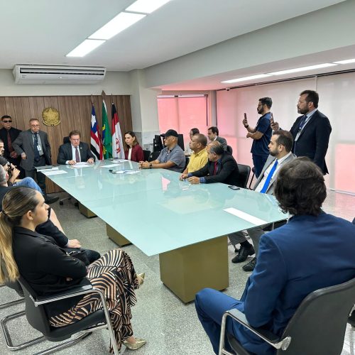 Justiça determina fim de greve e reajustes iguais para rodoviários dos sistemas urbano e semiurbano