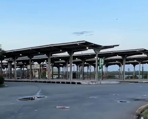 São Luís amanhece apenas com ônibus semiurbanos e terminais fechados