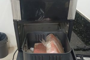 Mulher é presa na rodoviária com 3kg de cocaína dentro de um eletrodoméstico