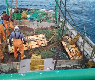 Marinha recolhe destroços de embarcação de pescadores maranhenses desaparecidos e anexa material a inquérito