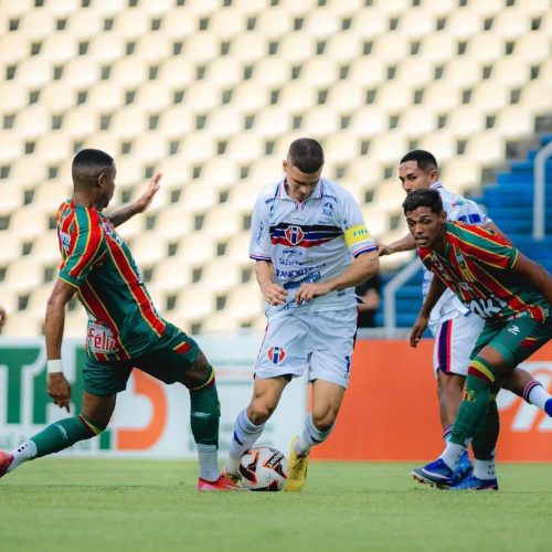 MAC vence o Sampaio Corrêa por 3 a 0 e abre larga vantagem na semifinal do Maranhense 2026