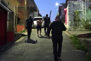 Polícia Civil realiza operação e dois homens são presos por homicídio e tráfico de drogas