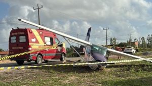 Avião monomotor faz pouso de emergência na MA-315, entre Barreirinhas e Paulino Neves