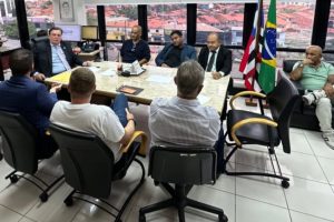 Reunião de conciliação no TRT termina sem solução de impasse na empresa 1001