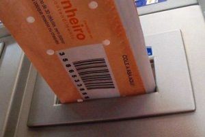 Dois homens são presos por furtar envelopes de caixas eletrônicos da Caixa em São Luís