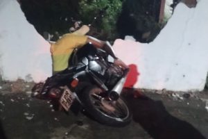 Motociclista morre após colidir contra muro no bairro Turu, em São Luís
