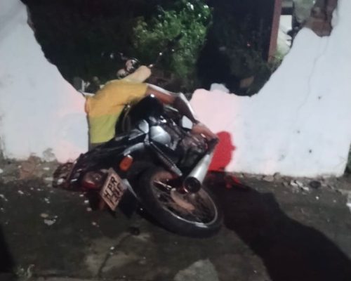 Motociclista morre após colidir contra muro no bairro Turu, em São Luís