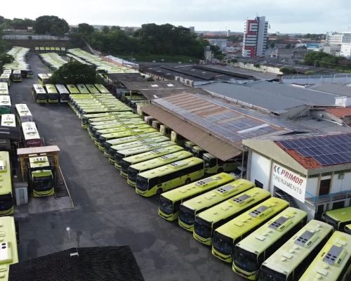 Greve: São Luís amanhece apenas com ônibus do sistema semiurbano nas ruas