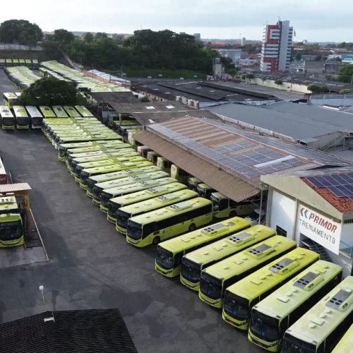 Greve: São Luís amanhece apenas com ônibus do sistema semiurbano nas ruas