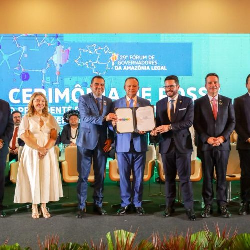 Weverton Rocha defende integração da Amazônia Legal durante posse de Carlos Brandão em consórcio