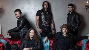 Fim de semana promete: Show do Angra e mais