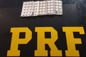 Dois caminhoneiros são flagrados pela PRF com “rebites” em rodovias federais do Maranhão