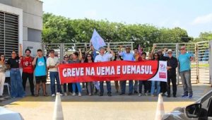 Greve dos professores da UEMA/UEMASUL completa 40 dias