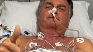 Após cirurgia, Bolsonaro tem quadro clínico estável, diz boletim