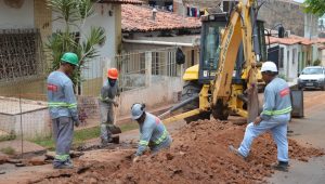 Justiça ordena instalação de rede de esgoto no Residencial Menino Gabriel