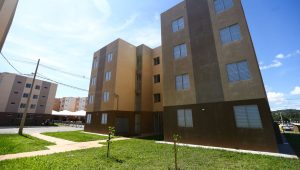 Entrega de 528 novas moradias do programa de habitação de interesse social do Governo Federal, em São Sebastião, Distrito Federal