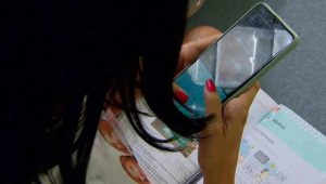 MEC divulga regras para uso de celulares em escolas