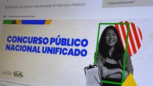 Governo federal anuncia 3.352 vagas em novo concurso unificado