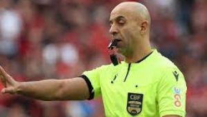 CBF afasta Jean Pierre, árbitro de Athletico-PR x Palmeiras
