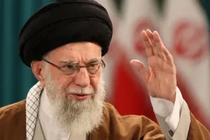 Irã confirma morte de líder supremo após ataques de EUA e Israel