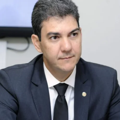 Eduardo Braide oficializa pré-candidatura ao governo do estado