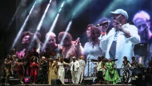 O presidente da Repúblical, Luiz Inácio Lula da Silva, discursa para apoiadores no  Festival do Futuro.