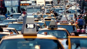 EUA: Motoristas terão que pagar R$ 112 para circular em Manhattan