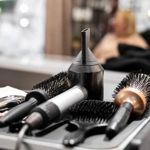 MP aciona 11 salões de beleza por irregularidades sanitárias em São Luís