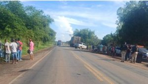 Motociclista morre após colidir com caminhão na BR-135, em Miranda do Norte 