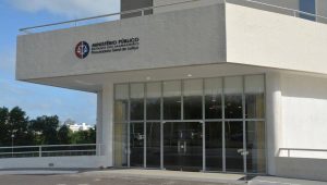 MPT pede reajuste de 6% no salário e ticket de rodoviários em busca de cessar greve