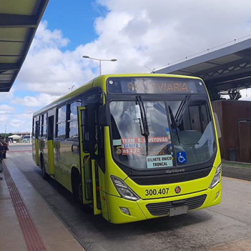 Falta de acordo mantém greve de rodoviários da empresa 1001 nesta terça (27)