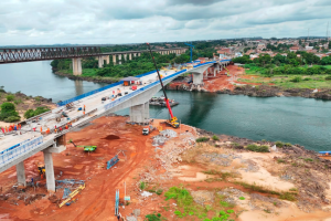 Ponte sobre o Rio Tocantins na BR-226 chega a 95% de conclusão, informa DNIT