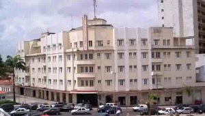 Palácio do Comércio é interditado pela Associação Comercial do Maranhão