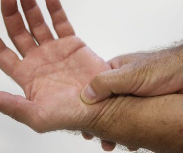 Governo amplia atendimento para fibromialgia no SUS