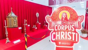Exposição Itinerante de Corpus Christi chega aos shoppings