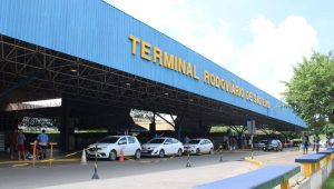 Trabalhadores rodoviários do transporte intermunicipal e interestadual amanhecem em greve