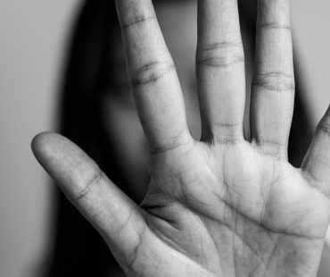 SUS passa a oferecer atendimento psicológico on-line para mulheres vítimas de violência