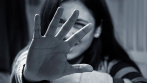 Projeto propõe proibir perguntas sobre vida sexual de vítimas de violência